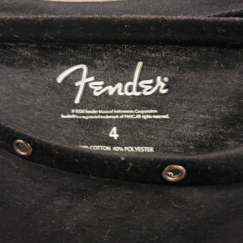 BNWOT Fender Relax Fit Cotton Dolman Grommet Tee - Picture 8 of 8